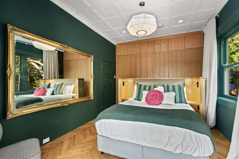 Luxe Lavender Bay - Sydney, Australia