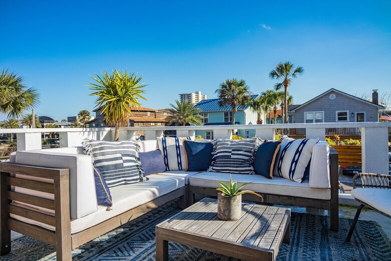 Stylish Neptune Beach Escape – Steps to the Sand - Neptune Beach, Florida