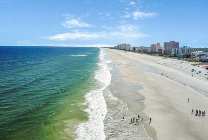 Stylish Neptune Beach Escape – Steps to the Sand - Neptune Beach, Florida