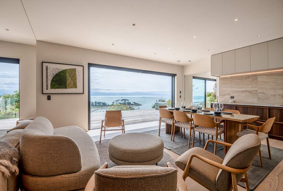 Nelson Salt n Pepper - Britannia Heights, New Zealand