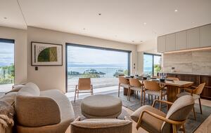 Nelson Salt n Pepper - Britannia Heights, New Zealand