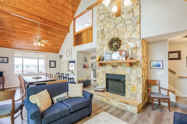 Lake Hartwell Hideaway - Anderson, South Carolina