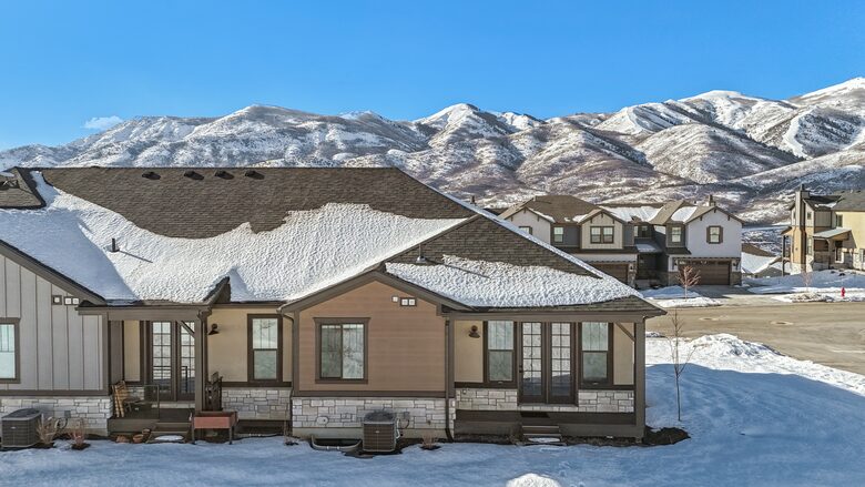 Haven for Outdoor Enthusiasts | Luxury townhome with views of Deer Valley - Heber City, Utah