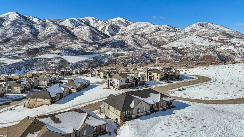 Haven for Outdoor Enthusiasts | Luxury townhome with views of Deer Valley - Heber City, Utah