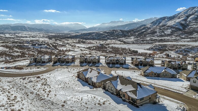 Haven for Outdoor Enthusiasts | Luxury townhome with views of Deer Valley - Heber City, Utah