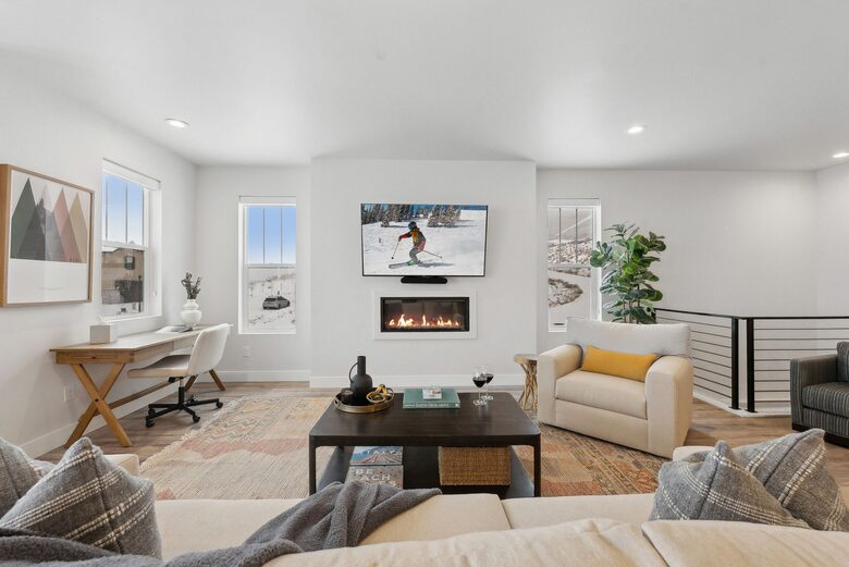 Haven for Outdoor Enthusiasts | Luxury townhome with views of Deer Valley - Heber City, Utah