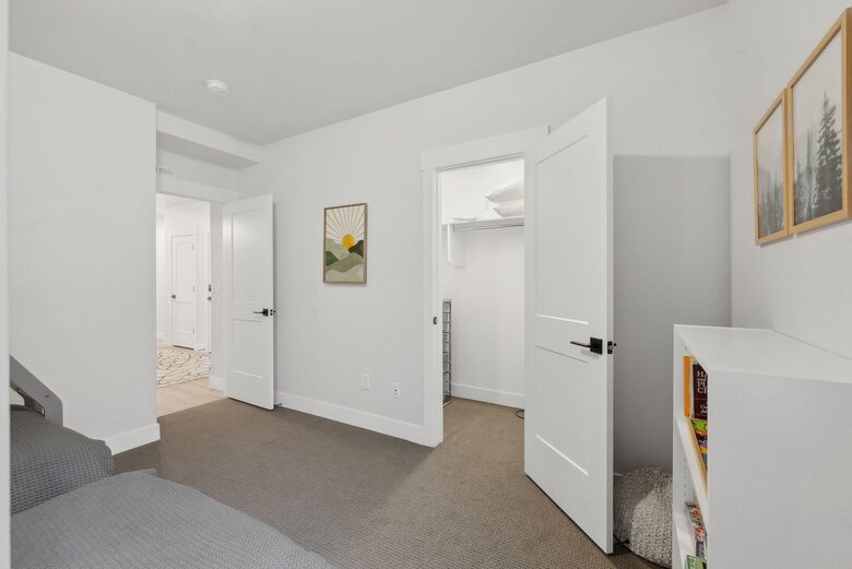 Haven for Outdoor Enthusiasts | Luxury townhome with views of Deer Valley - Heber City, Utah