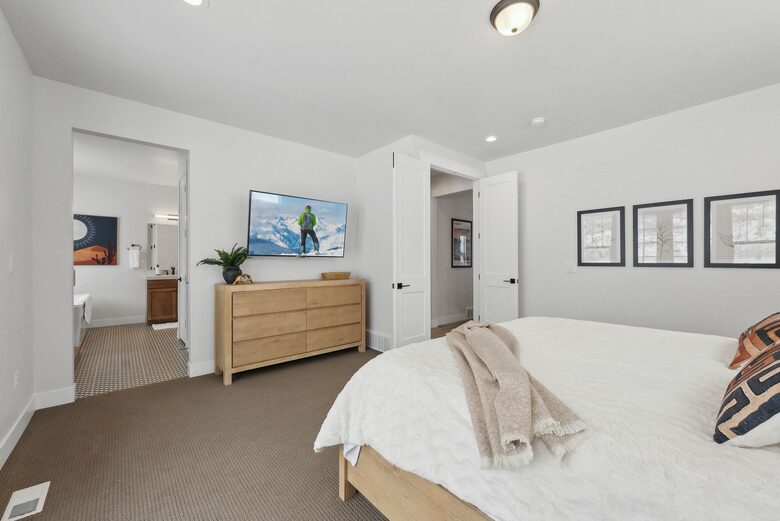 Haven for Outdoor Enthusiasts | Luxury townhome with views of Deer Valley - Heber City, Utah