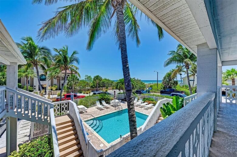 Anna Maria Island Escape | Steps to the Beach - Holmes Beach, Florida