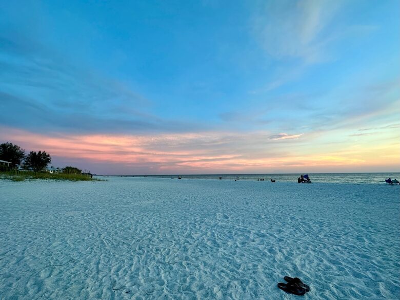 Anna Maria Island Escape | Steps to the Beach - Holmes Beach, Florida