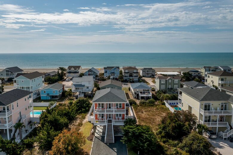 Holden Beach Haven: Relaxation Awaits at Sandy Claws - Holden Beach, North Carolina