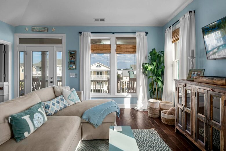 Holden Beach Haven: Relaxation Awaits at Sandy Claws - Holden Beach, North Carolina