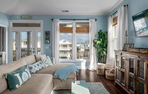 Holden Beach Haven: Relaxation Awaits at Sandy Claws - Holden Beach, North Carolina