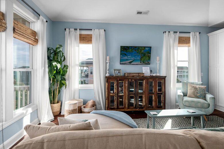 Holden Beach Haven: Relaxation Awaits at Sandy Claws - Holden Beach, North Carolina