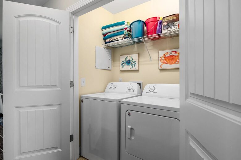 Holden Beach Haven: Relaxation Awaits at Sandy Claws - Holden Beach, North Carolina