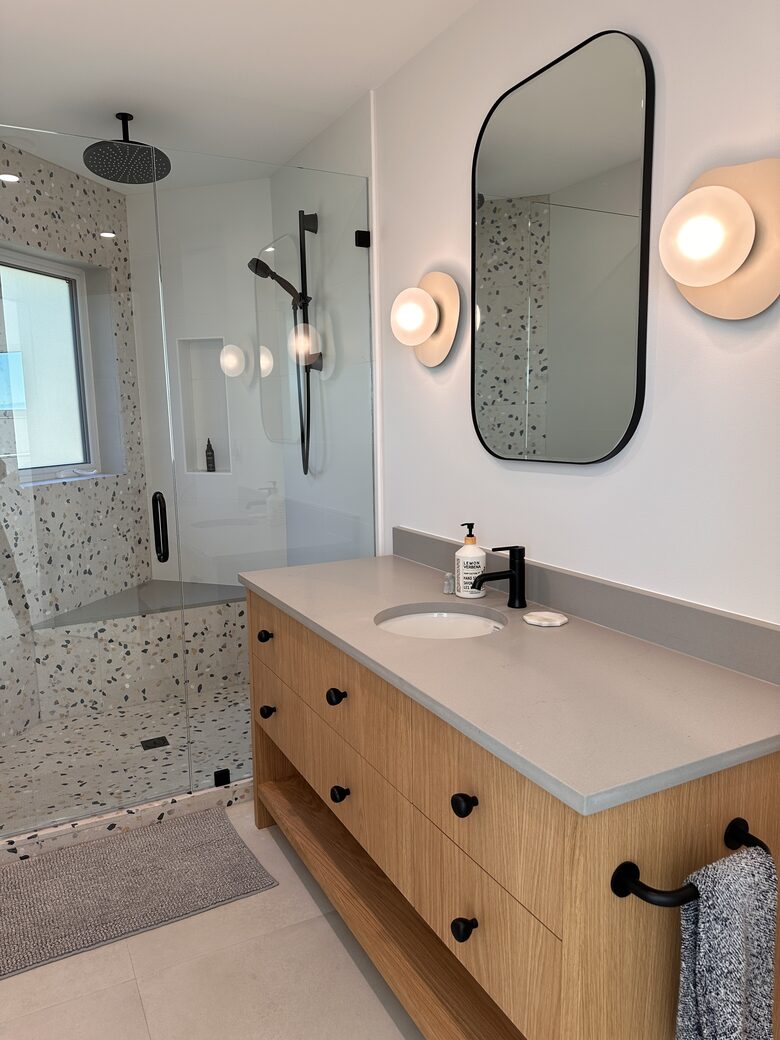 Upstairs Bathroom