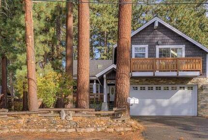 Lakefront Escape with Private Beach Access & Walk to Ski Shuttle - South Lake Tahoe, California