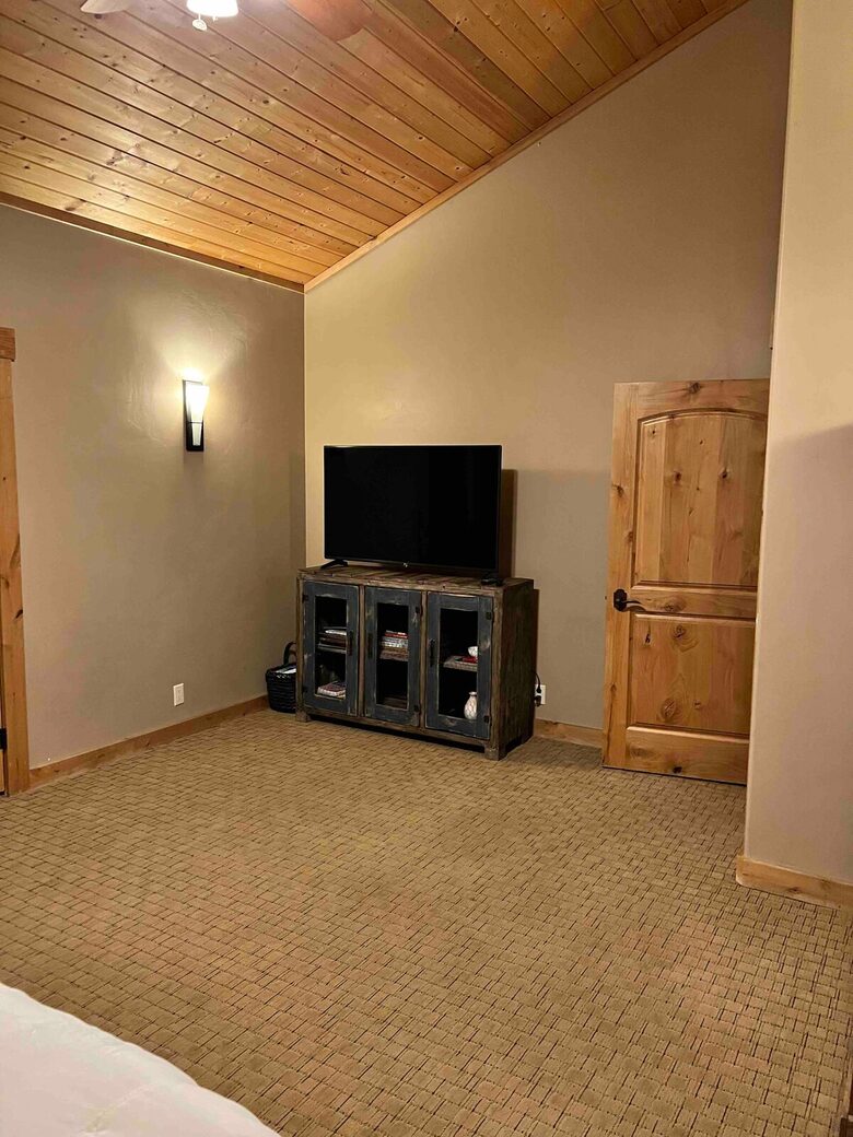 Serene Mountain Retreat with Panoramic Views - Victor, Idaho