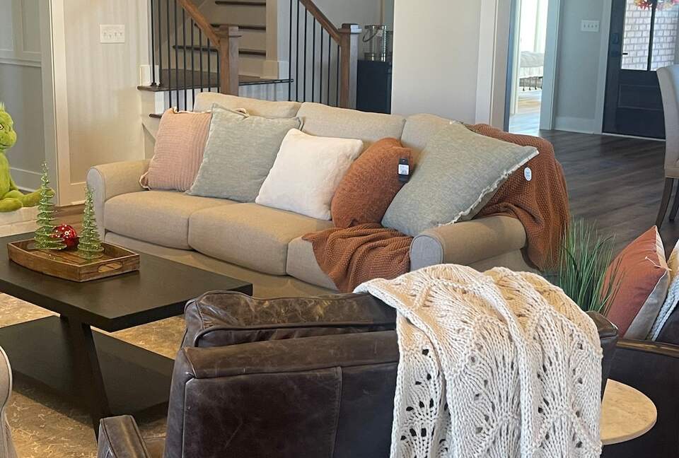 Sprawling 10-Acre Retreat in Scenic Ardmore - Ardmore, Tennessee