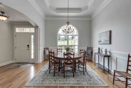 Spacious Waterfront Escape on Tim’s Ford Lake - Estill Springs, Tennessee