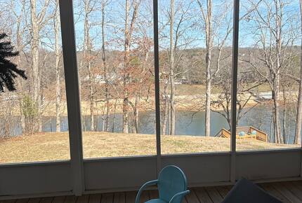 Spacious Waterfront Escape on Tim’s Ford Lake - Estill Springs, Tennessee