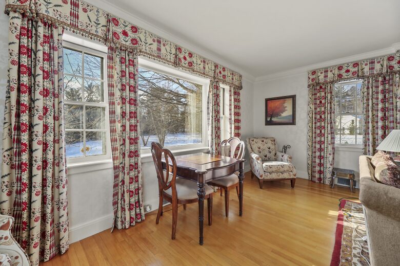 Luxury Berkshire Country Estate on 21 Acres - Pittsfield, Massachusetts