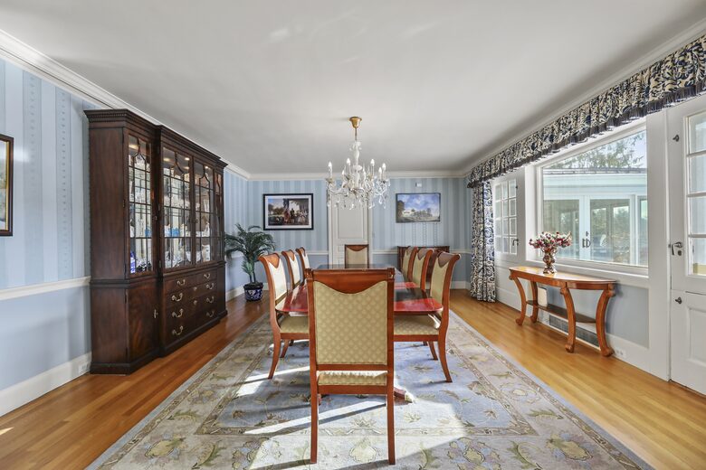 Luxury Berkshire Country Estate on 21 Acres - Pittsfield, Massachusetts