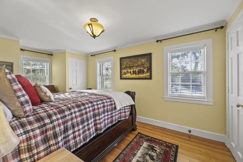 Luxury Berkshire Country Estate on 21 Acres - Pittsfield, Massachusetts
