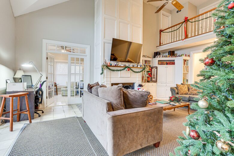 Bourbon Trail Country Home - Shelbyville, Kentucky