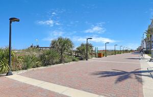 Stylish Neptune Beach Escape – Steps to the Sand - Neptune Beach, Florida