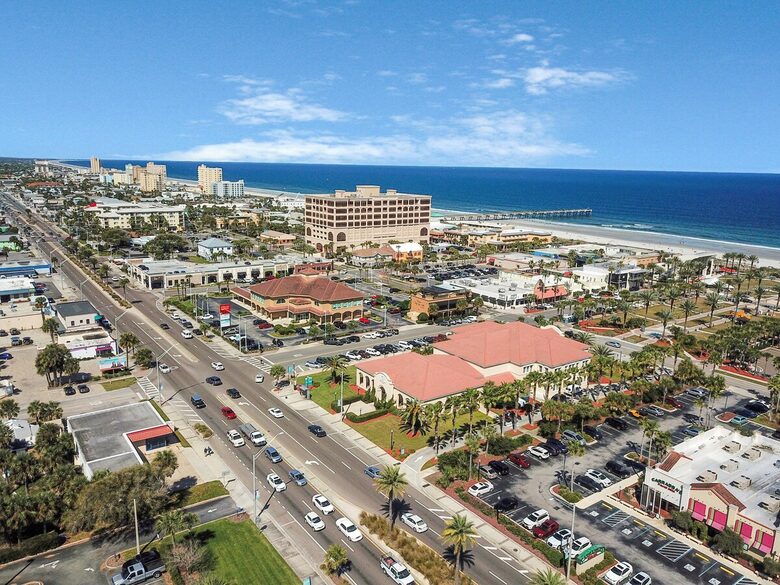 Stylish Neptune Beach Escape – Steps to the Sand - Neptune Beach, Florida