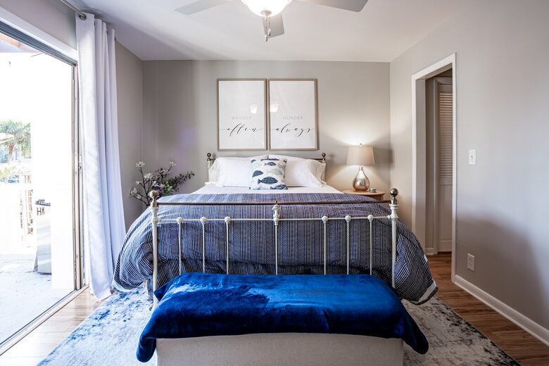 Stylish Neptune Beach Escape – Steps to the Sand - Neptune Beach, Florida