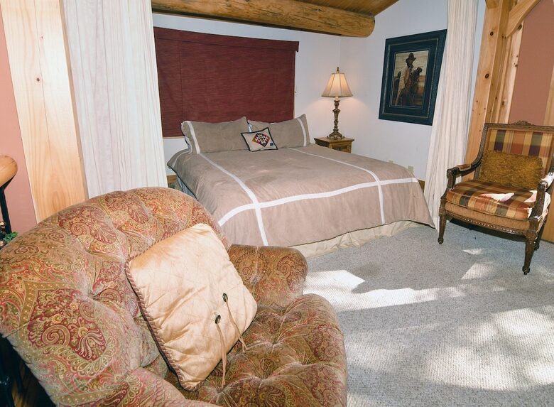 Treehouse at Fiddlehead Banner Elk - Banner Elk, North Carolina
