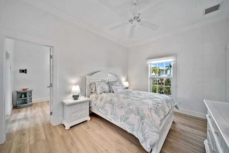 Elegant Island Escape in The Dunes Golf & Tennis Club - Sanibel, Florida