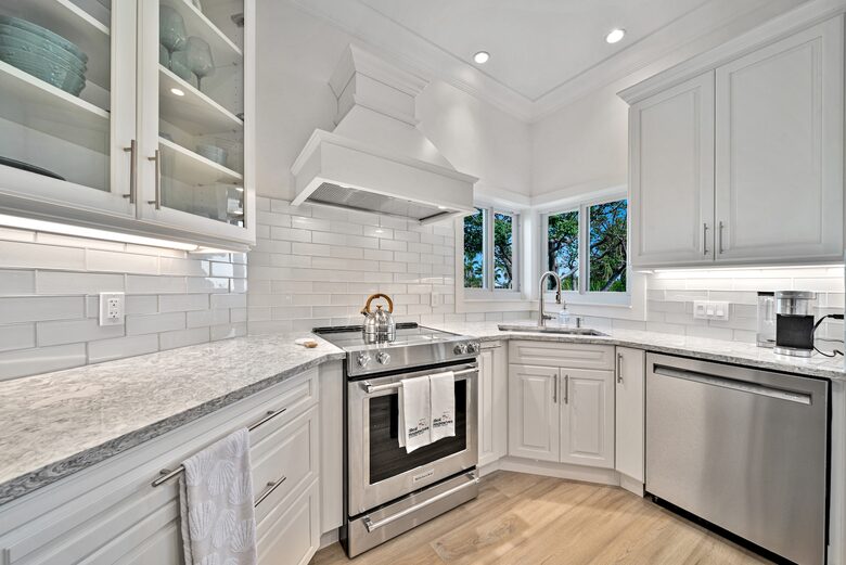 Elegant Island Escape in The Dunes Golf & Tennis Club - Sanibel, Florida