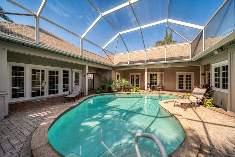 Elegant Island Escape in The Dunes Golf & Tennis Club - Sanibel, Florida