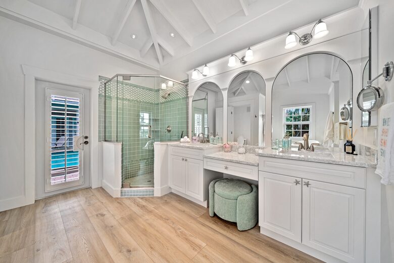 Elegant Island Escape in The Dunes Golf & Tennis Club - Sanibel, Florida