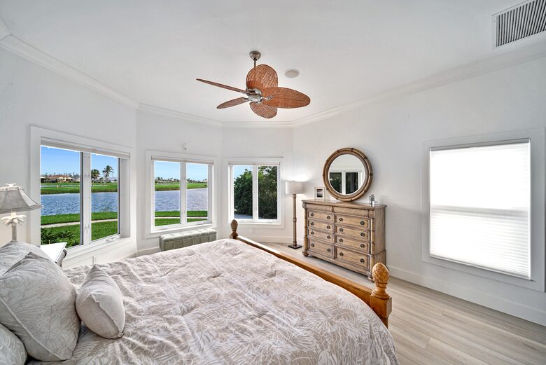 Elegant Island Escape in The Dunes Golf & Tennis Club - Sanibel, Florida