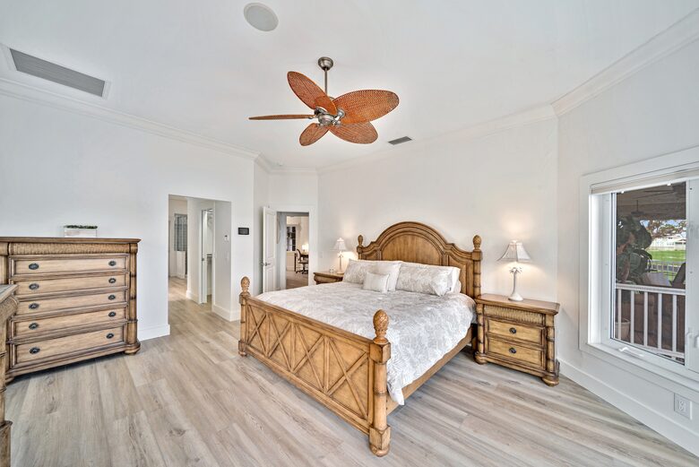 Elegant Island Escape in The Dunes Golf & Tennis Club - Sanibel, Florida