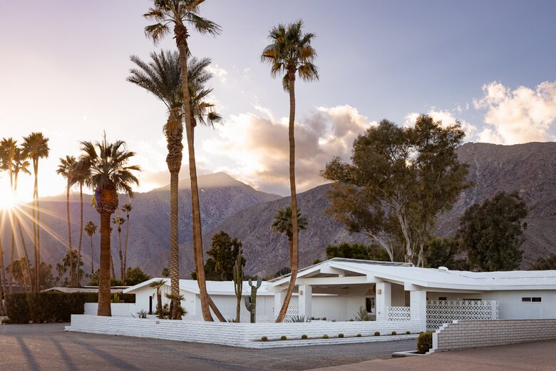 Mid-Century Desert Oasis with Pool, Spa & Mountain Vistas - Borrego Springs, California