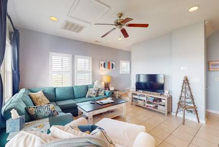 Coastal Haven with Sound Views in Surf City - Surf City, North Carolina