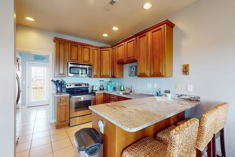 Coastal Haven with Sound Views in Surf City - Surf City, North Carolina