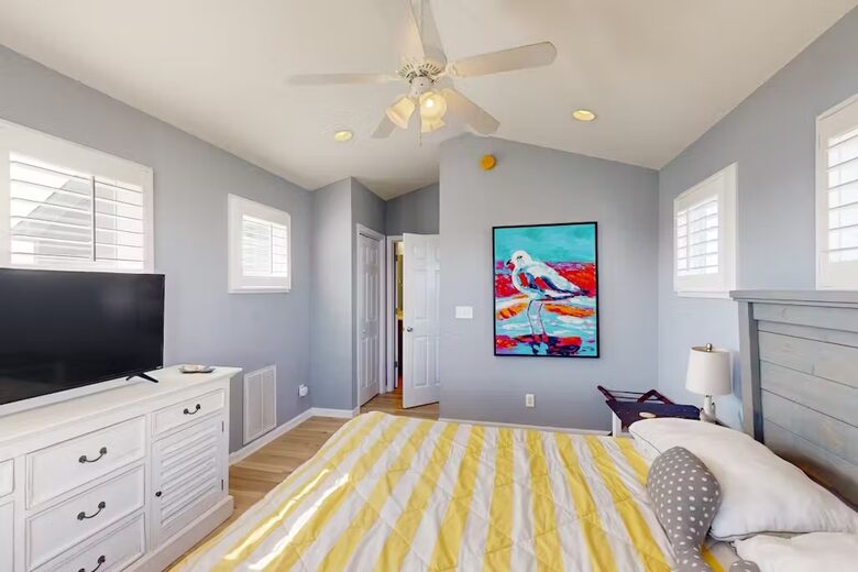 Coastal Haven with Sound Views in Surf City - Surf City, North Carolina