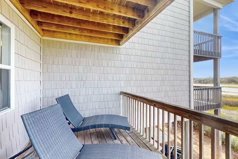 Coastal Haven with Sound Views in Surf City - Surf City, North Carolina