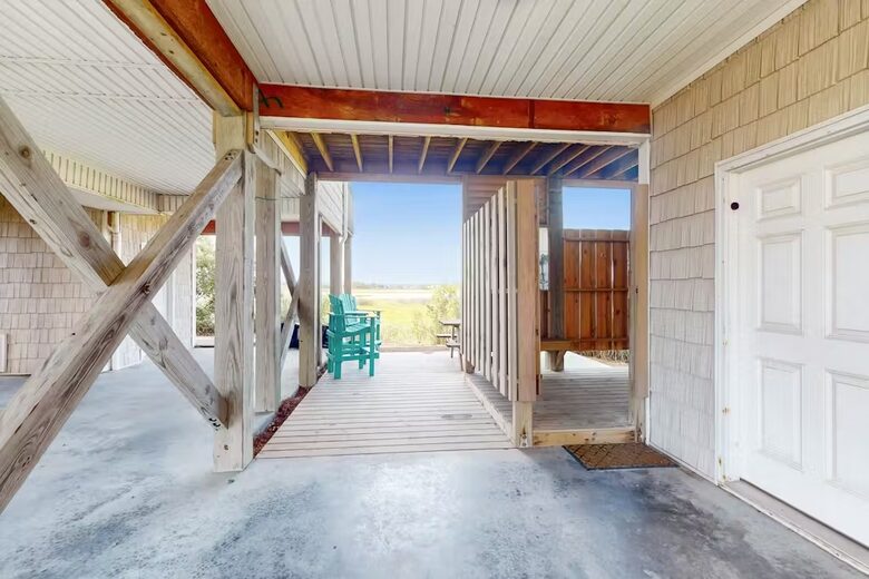 Coastal Haven with Sound Views in Surf City - Surf City, North Carolina