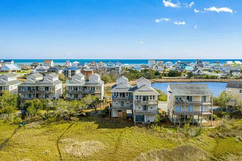 Coastal Haven with Sound Views in Surf City - Surf City, North Carolina