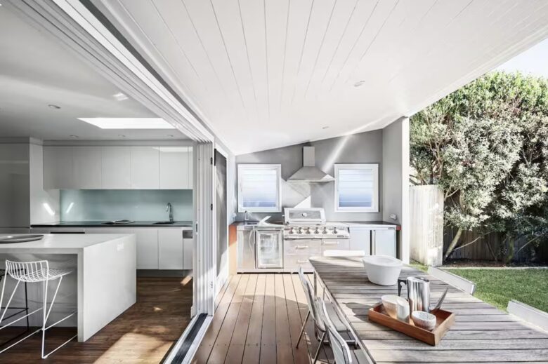 Coogee Beach Oasis - Sydney, Australia