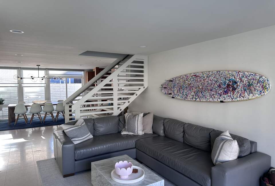 Sophisticated Newport Beach Retreat Near Sand and Marina - Newport Beach, California
