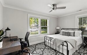 Craftsman Bungalow Near Uptown Charlotte - Charlotte, North Carolina