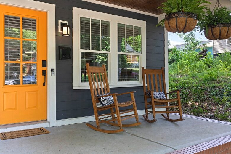 Craftsman Bungalow Near Uptown Charlotte - Charlotte, North Carolina